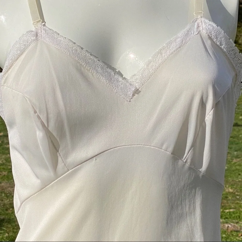 Vintage JC Penney Nylon Slip 36A - Picture 3 of 5